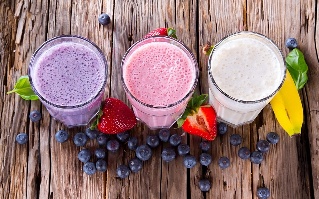 milkshake-berries-fruits-blueberries-strawberries-banana.jpg milkshake-berries-fruits-blueberries-strawberries-banana.jpg